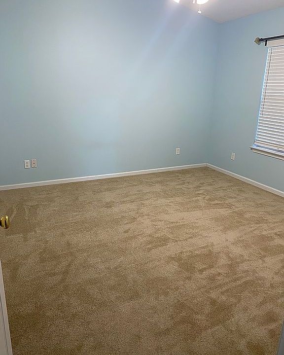 1st image of 152 Fair Haven Way