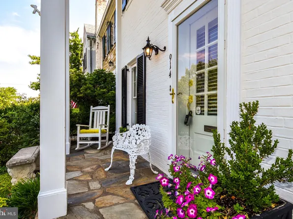 914 S Saint Asaph St, Alexandria, VA 22314