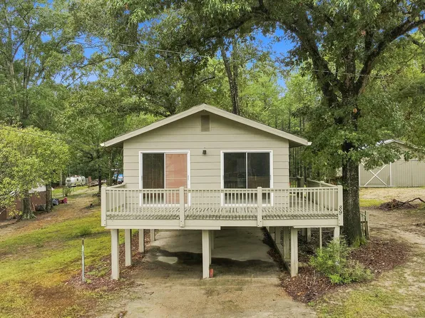 89 Forest Barnes Rd, Petal, MS 39465