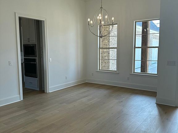3rd image of 371 Wellstone Pl