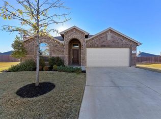 400 Eureka Ct, Burleson, TX 76028