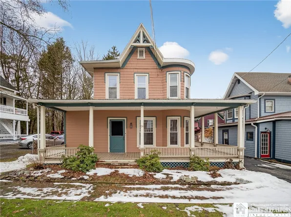 24 Ohio Ave, Lakewood, NY 14750