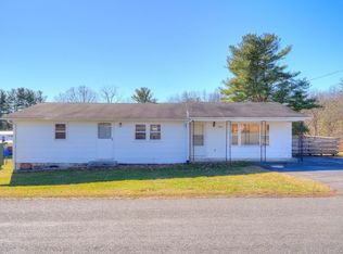 4901 Veterans Hill Rd, Pulaski, VA 24301
