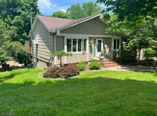 12 Tall Oaks Rd, Sparta, NJ 07871