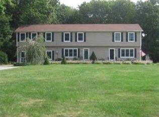 1 Misty Meadow Ln, Oxford, MA 01540