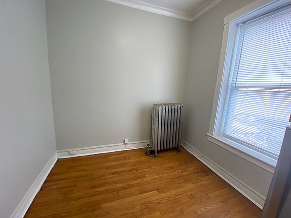 5th image of 3820 N Kedzie Ave APT 1W