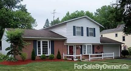 Fabulous Upper North Hill Neighborhood
						:
						Come see this beautiful home