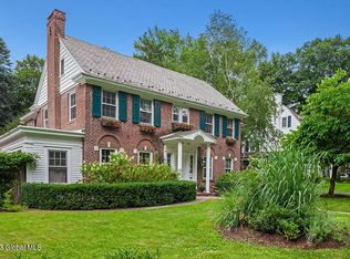 5 Westover Rd, Troy, NY 12180