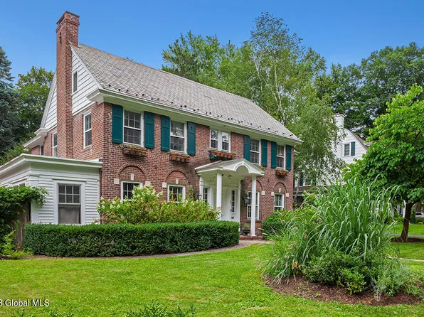 5 Westover Road, Troy, NY 12180
