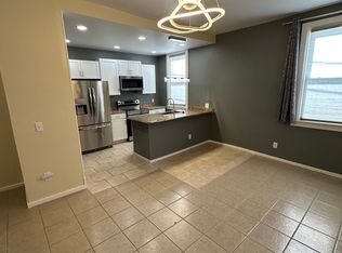 2411 Vine St #1, Cincinnati, OH 45219