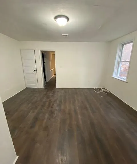 804 Stuyvesant Ave #2 — Photo 5