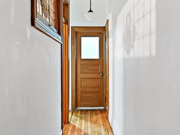 4th image of 3 W 122nd St APT 1A
