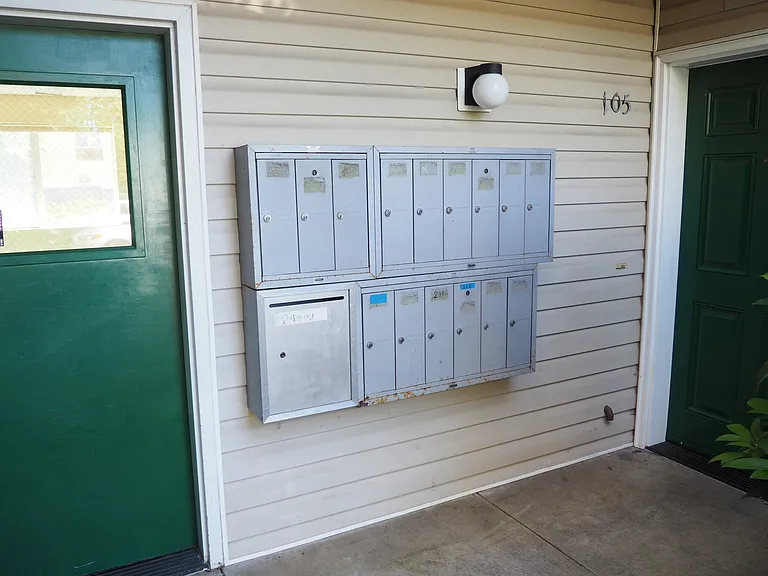 Grayson Apartments — Photo 12