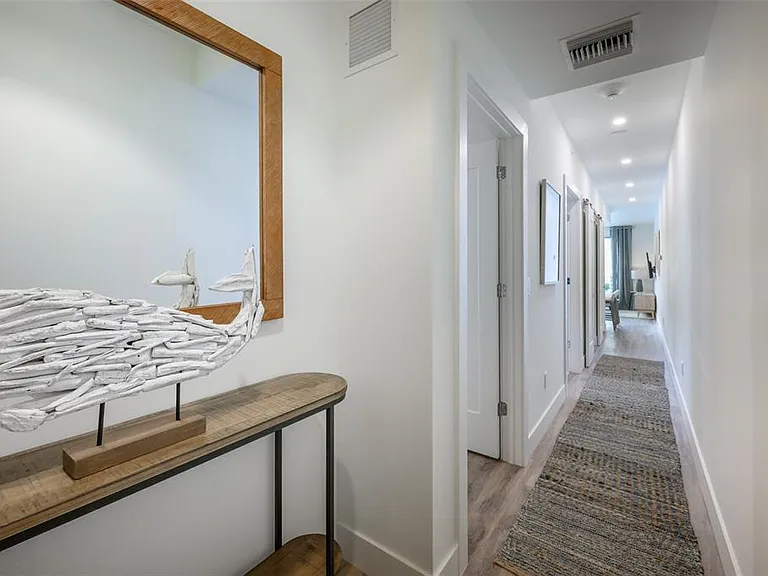 1703 N Tamiami Trl #207 — Photo 3