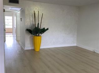 1903 Bermuda Cir APT D2, Pompano Beach, FL 33066