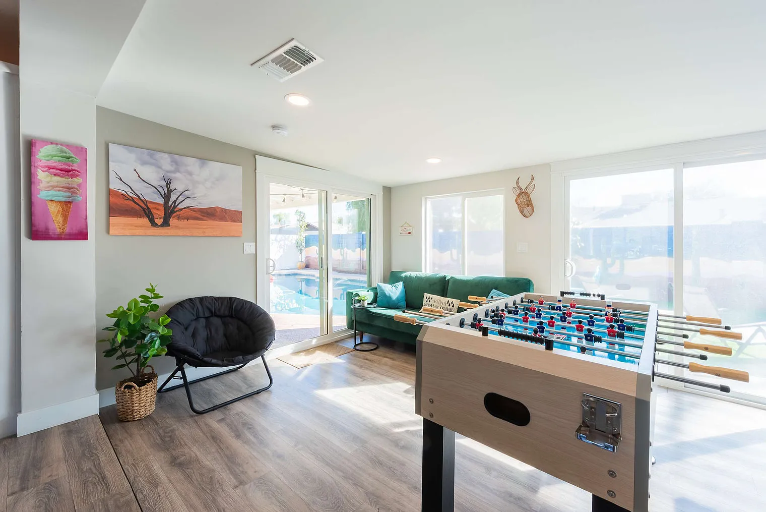 3 bed, 2.0 bath, 1496 sqft, $6,965 — Photo 1