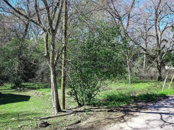 719 Avenue G, Huntsville, TX 77320