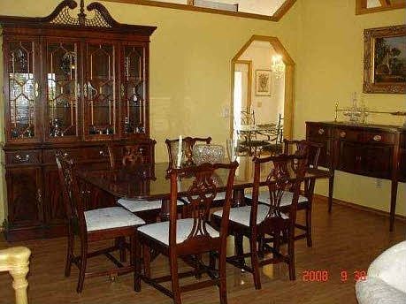 Large Dining with room for 16