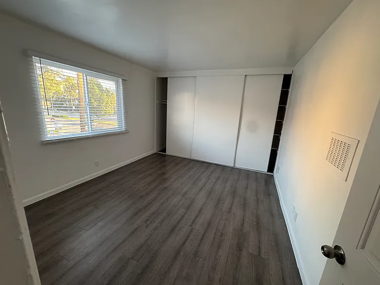 14839 Sherman Way #101 — Photo 5
