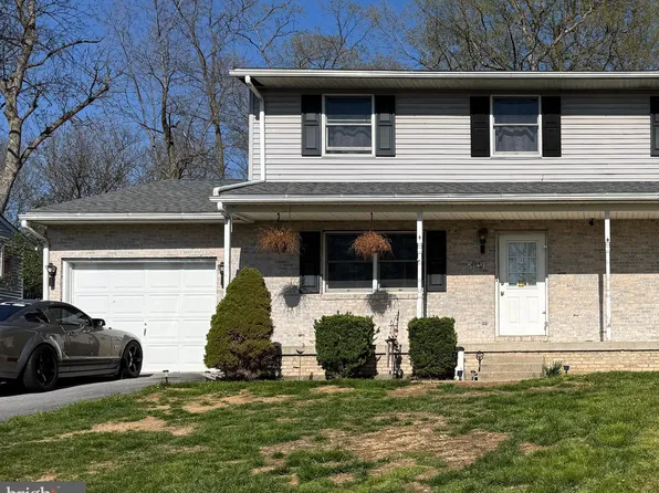 14852 Sherwood Dr, Greencastle, PA 17225