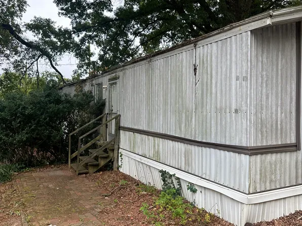 128 Laymon Ln, Mayodan, NC 27027