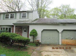 1717 Red Oak Rd, Williamstown, NJ 08094