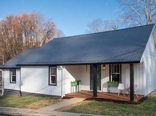 521 9th St, Bristol, TN 37620