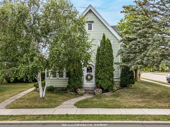 115 N 3rd St, Reedsville, WI 54230