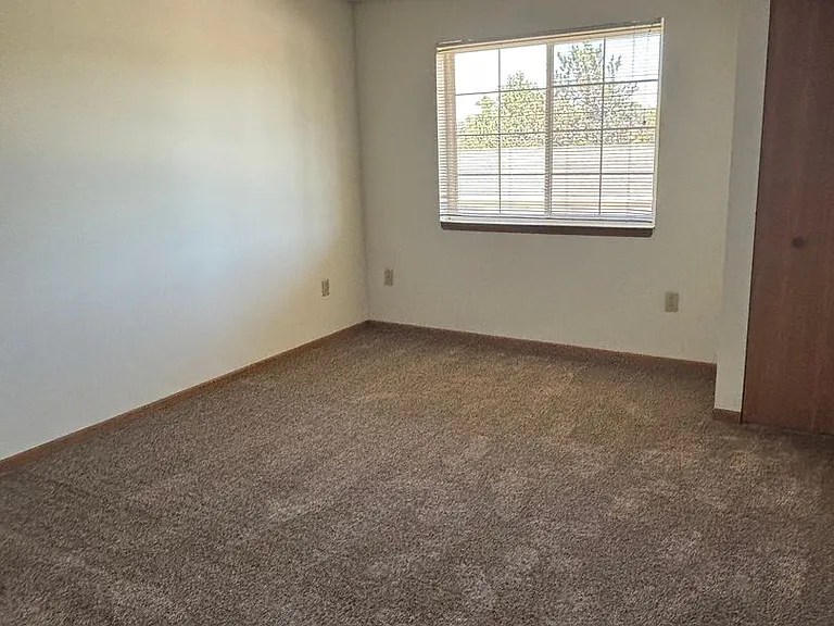 W1083 Lewis Ln — Photo 26