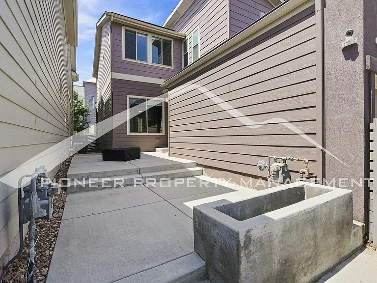 6784 Navajo St — Photo 24