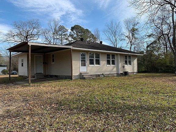 4th image of 1040 Garrison Dr