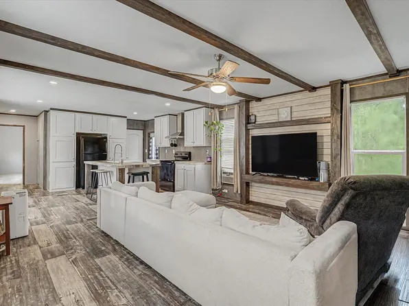 149 County Road 2356, Liberty, TX 77575