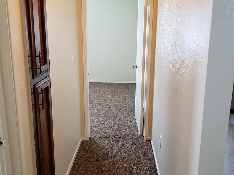 1011 Padre St. #A - Townhouse Style Apartment — Photo 4