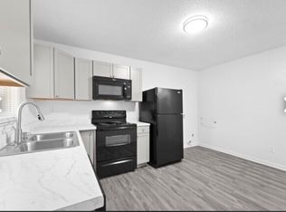 1008 Trinity St, Thomasville, NC 27360