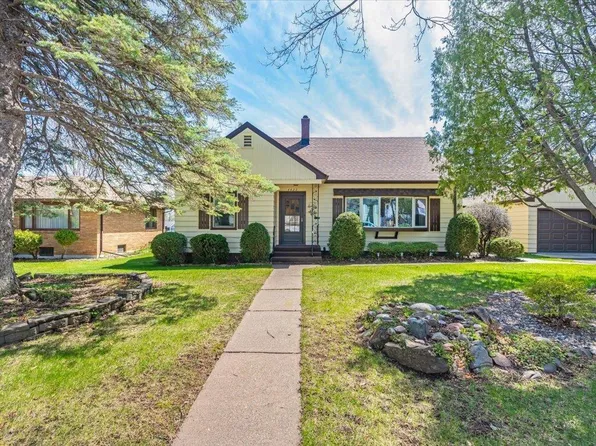 4422 Pitt St, Duluth, MN 55804