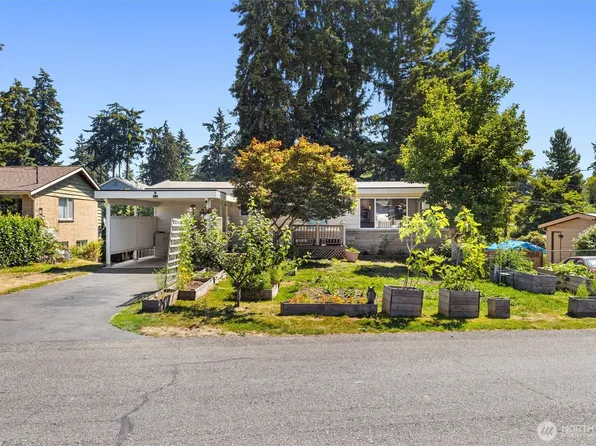 21903 82nd Place W, Edmonds, WA 98026