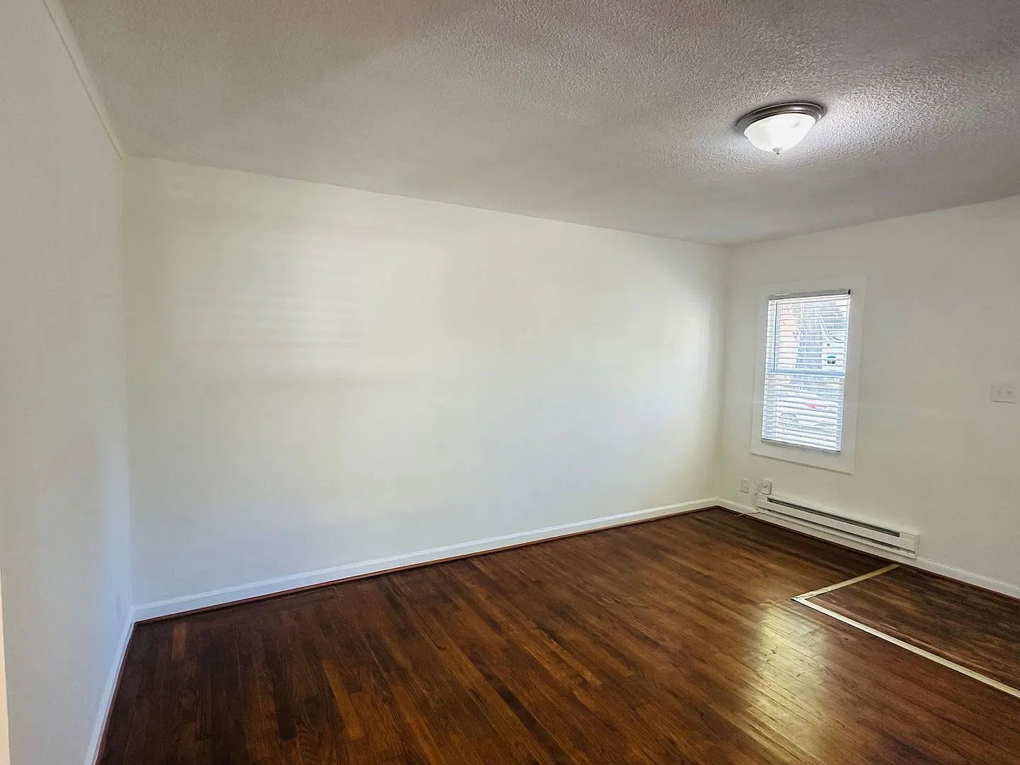 1 bed, 1.0 bath, 616 sqft, $700 — Photo 3