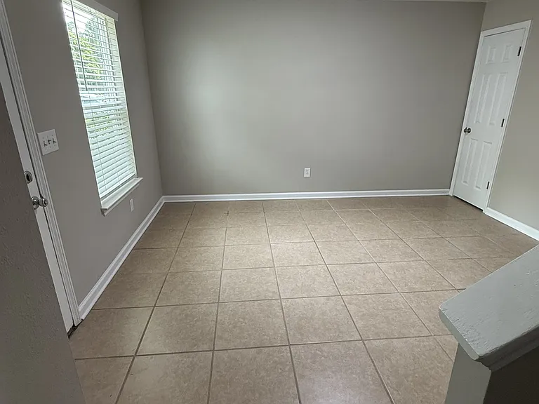 1325 Greendale Ave #38 — Photo 12