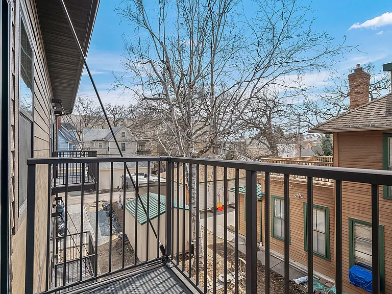 2413 1st Ave S #103 — Photo 38