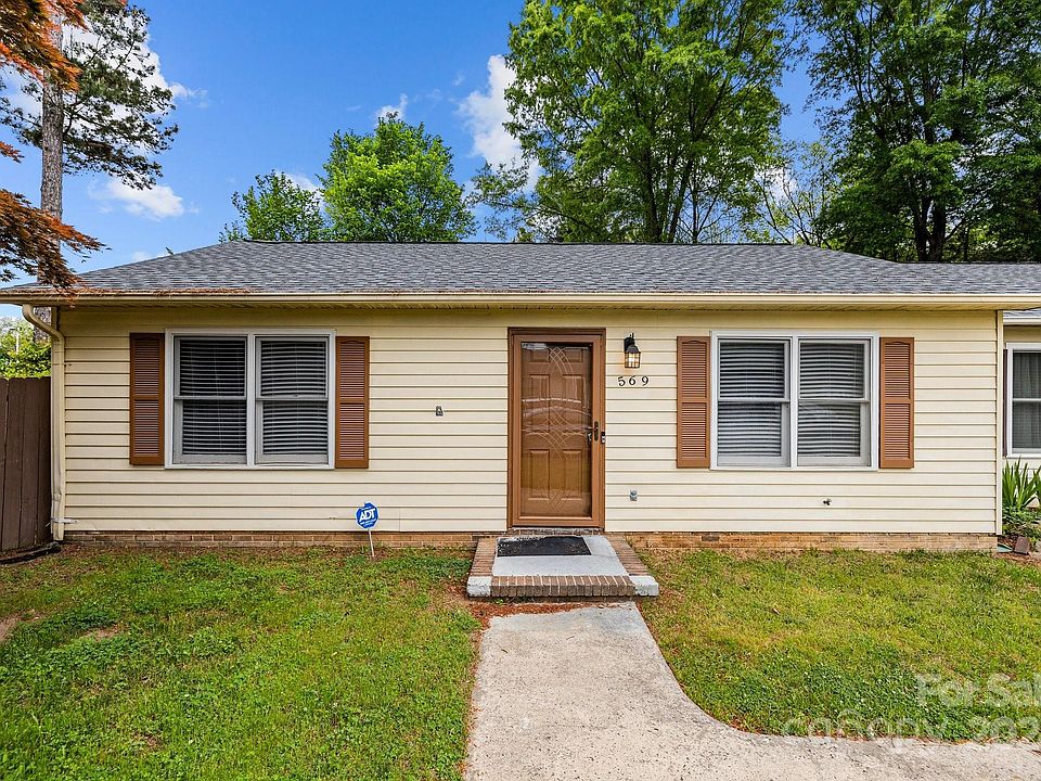 1st image of 569 Cedarvilla Dr