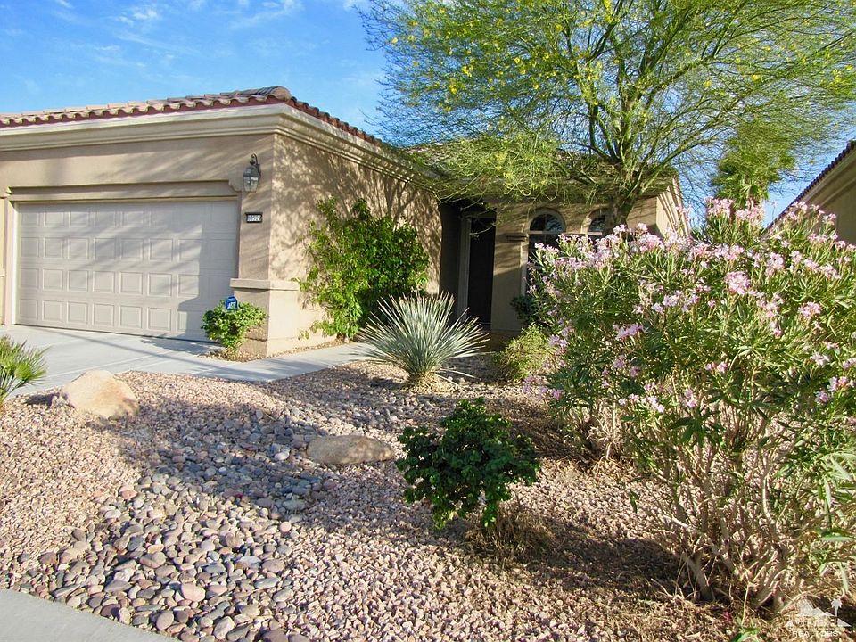 1st image of 80529 Avenida San Fernando