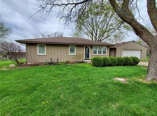 10 S 5th St, Cleveland, MO 64734