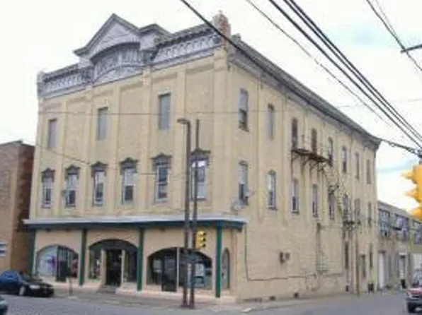 43 N Wyoming St APT 2, Hazleton, PA 18201