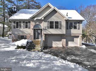 170 Navajo Dr, Auburn, PA 17922