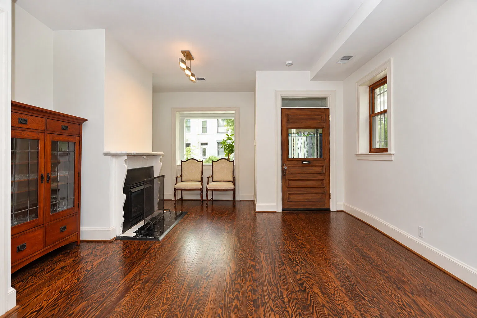 4 bed, 3.5 bath, $6,500 — Photo 3