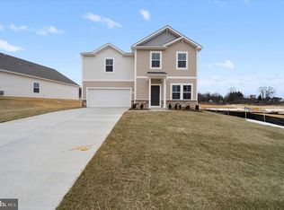 81 Stifftail Rd, Hedgesville, WV 25427