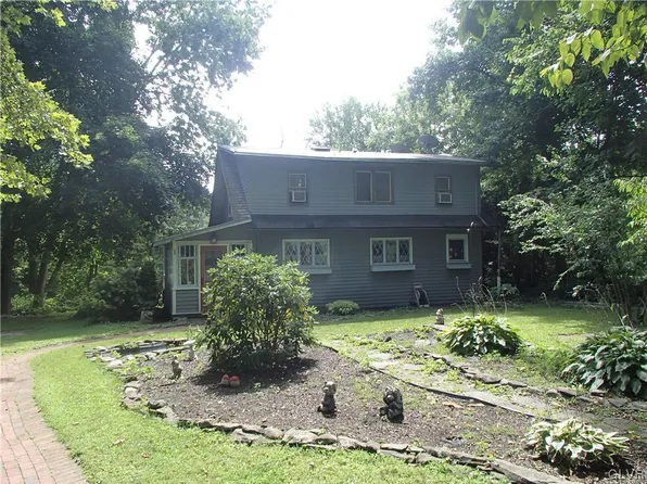 4545 2nd Ter, Bangor, PA 18013