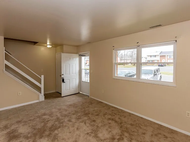 908 Anvil Rd — Photo 10