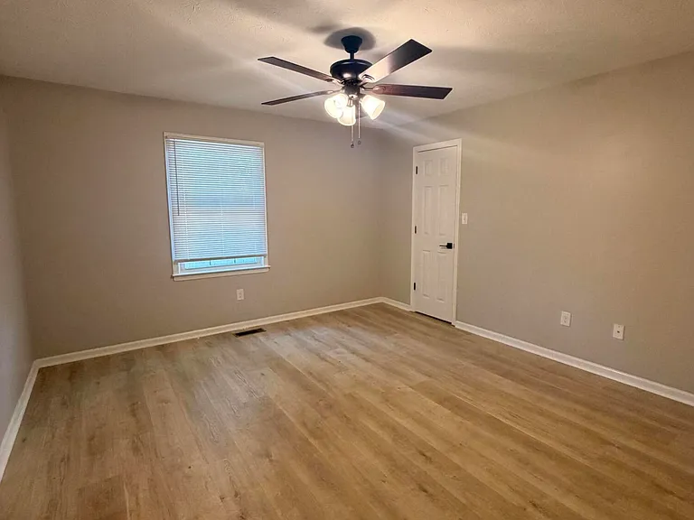 407 Quail Run Rd — Photo 15