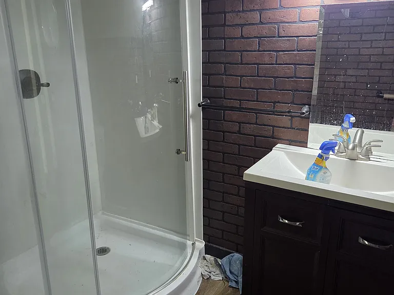 402 Pinecrest St — Photo 18